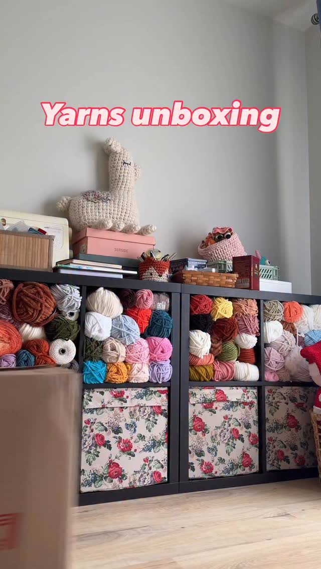 Look what I just received from @katiayarns 😘
-
#khuccay #lespetitesmainsdekhuccay #amigurumi #crochet #crocheting #crochetaddict #crochetlove #yarn #katia