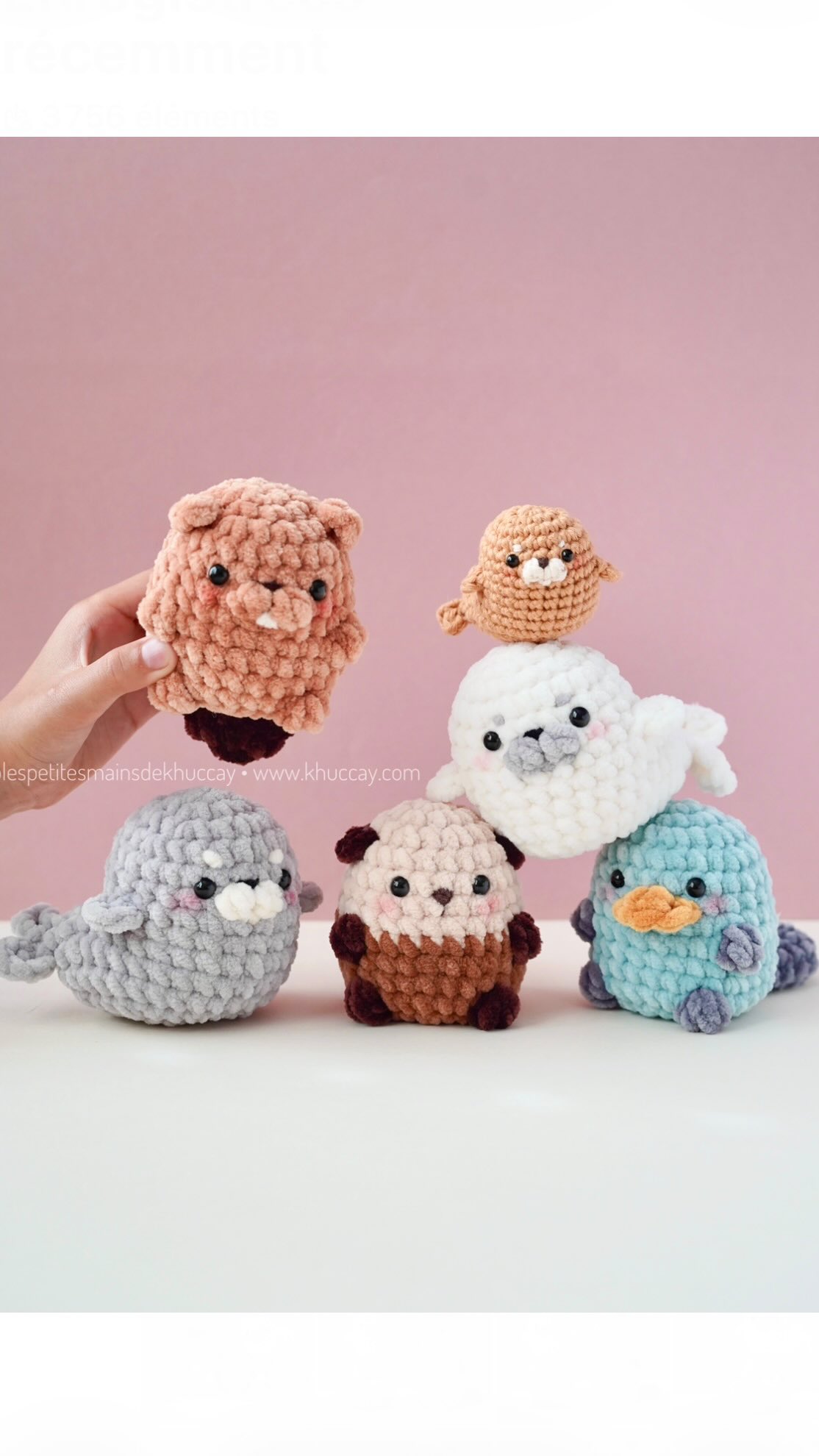 Which one do you prefer?
-
Patterns are available in English & Français 💛
#khuccay #lespetitesmainsdekhuccay #crochet #amigurumi #kawaii