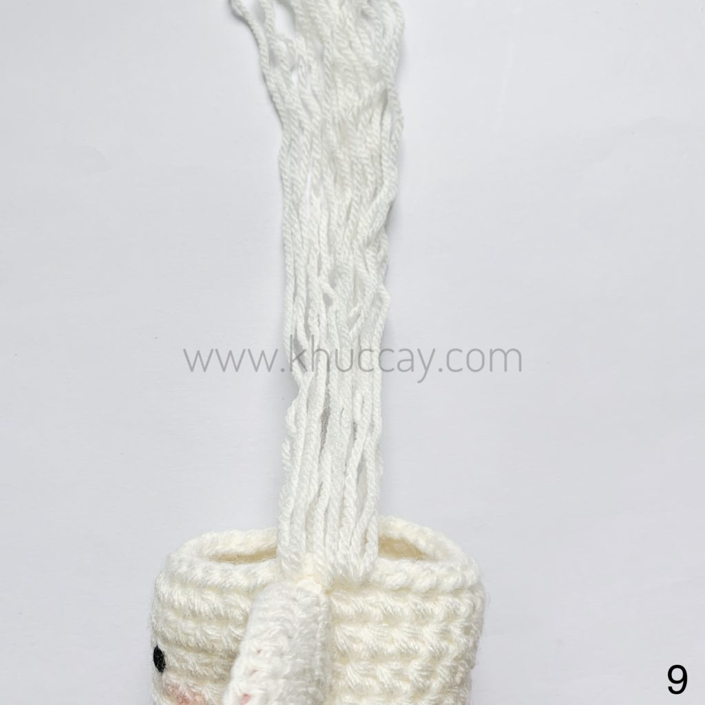 Lovely crochet water bottle holder - Khuc Cay