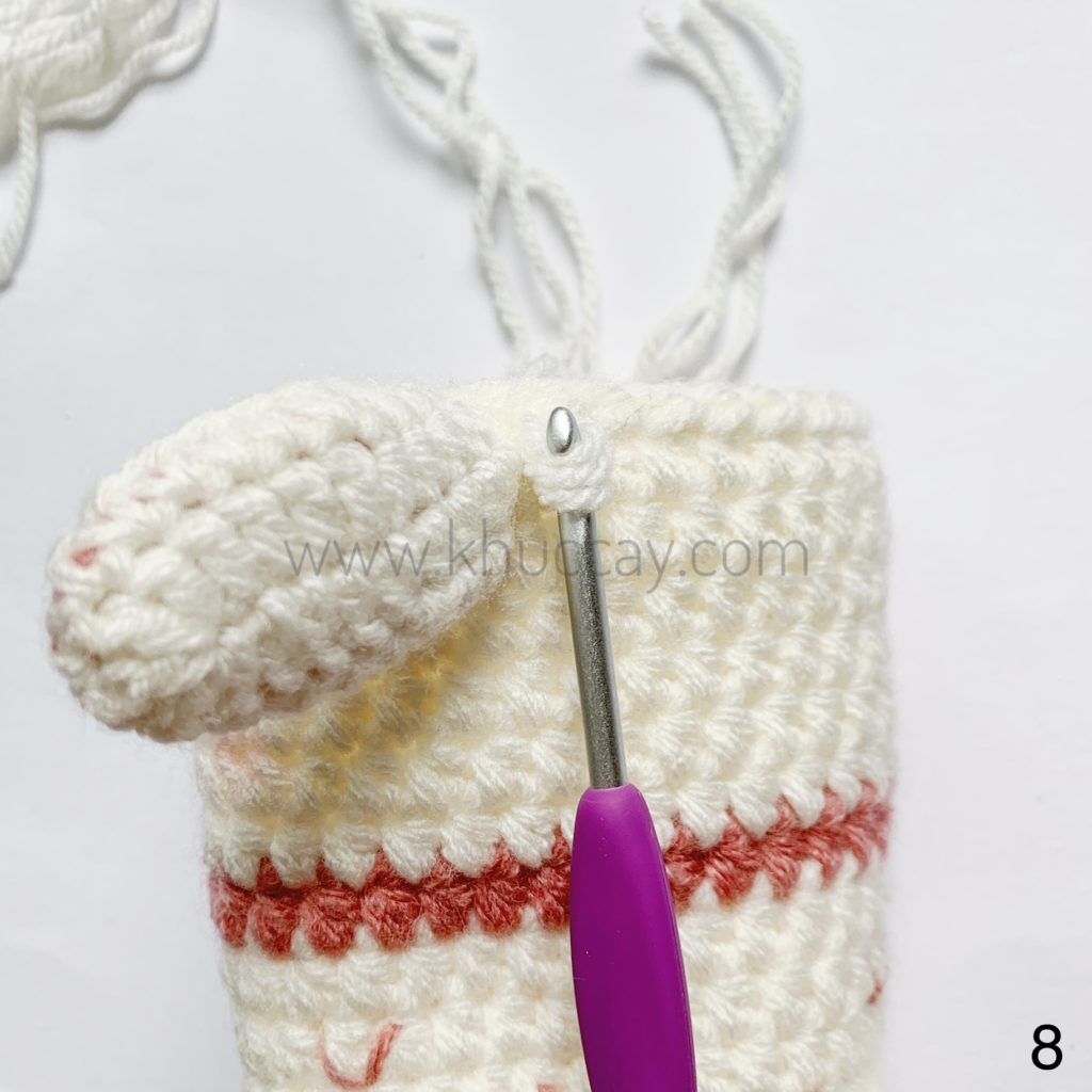 Lovely crochet water bottle holder - Khuc Cay