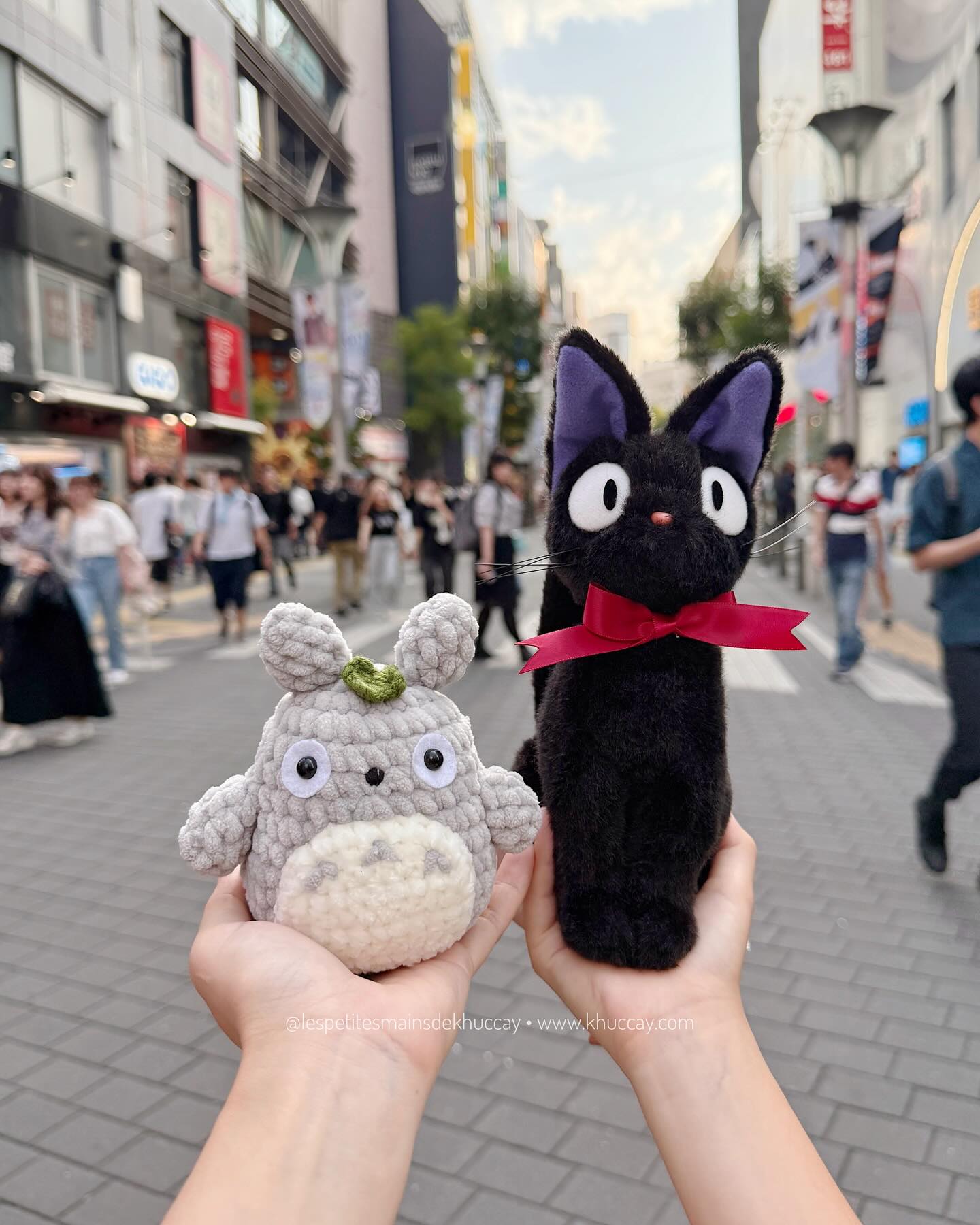 Meet a new friend in Tokyo 👀