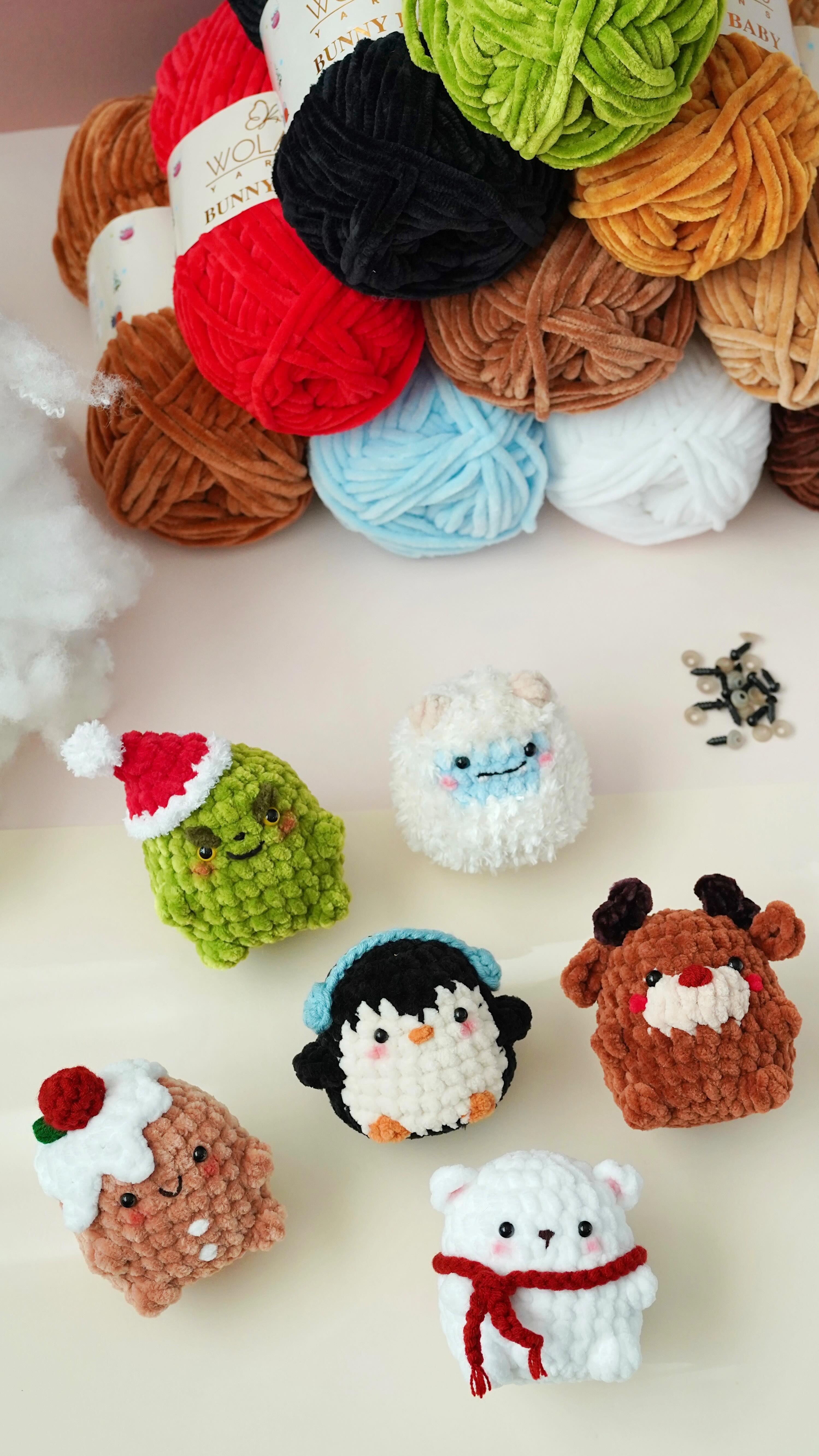 Qu’est-ce qu’on peut crocheter avec ce fil tout doux ?

-
Fils chez @lily.wools 
#khuccay #lespetitesmainsdekhuccay #amigurumi #crocheting #crochetaddict #crochet #yarn #lenoeldekhuccay #noel #xmas #christmas